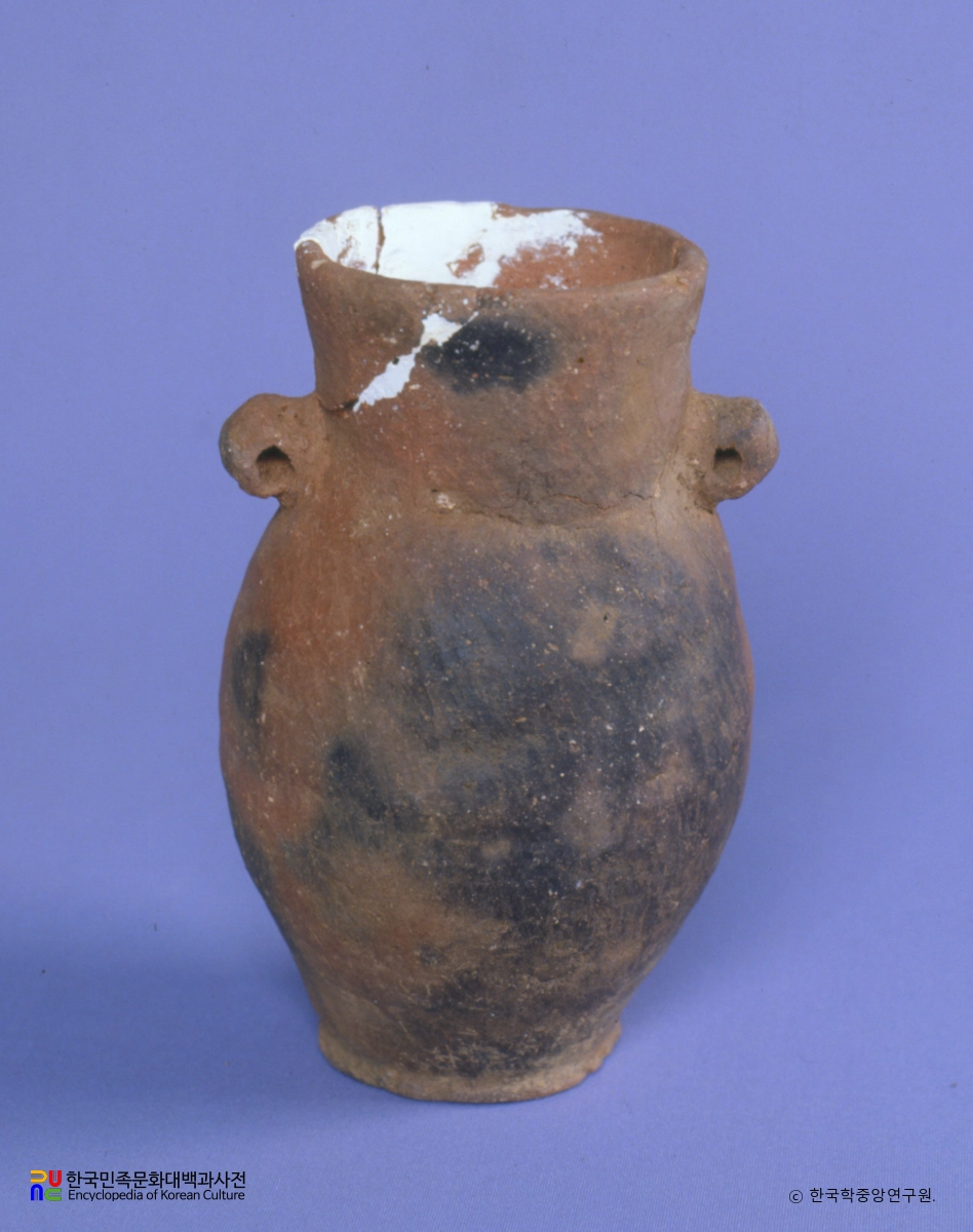 양양 오산리 유적 출토 무문양이호