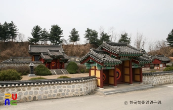 삼세 충효문