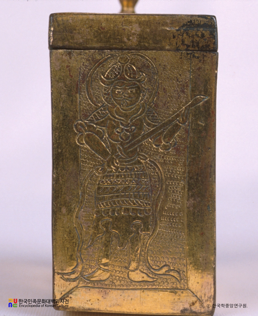 경주 불국사 삼층석탑 사리장엄구 / 금동제방형사리합 옆면