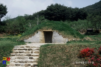 영주 순흥 벽화 고분 정면