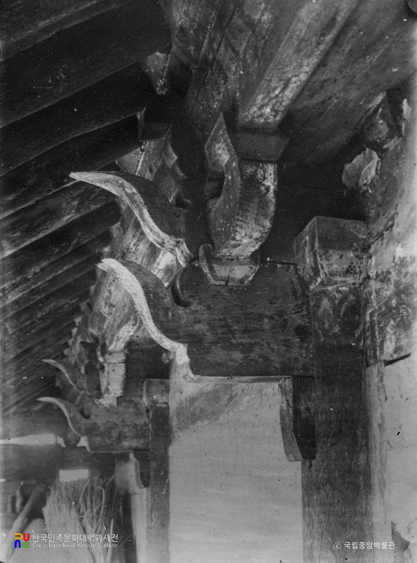 안동 개목사 원통전 후면 공포