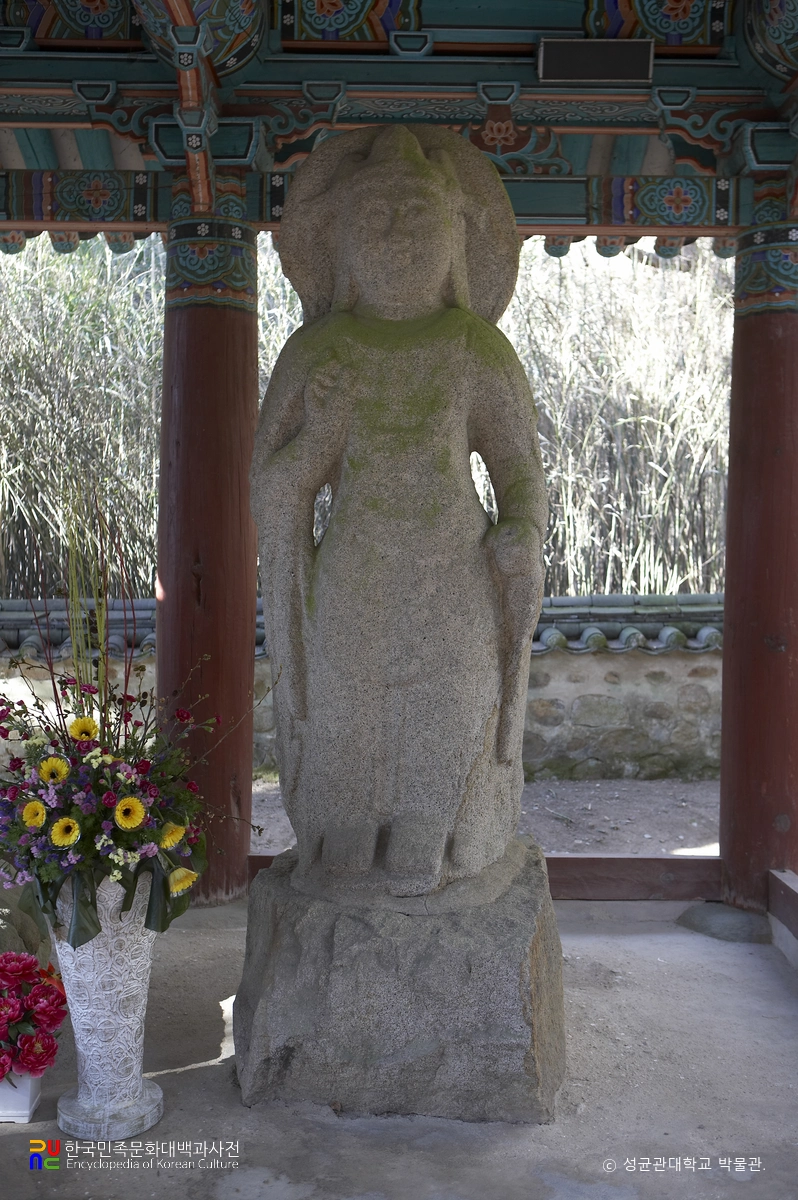 경주 배동 석조여래삼존입상 중 좌협시보살