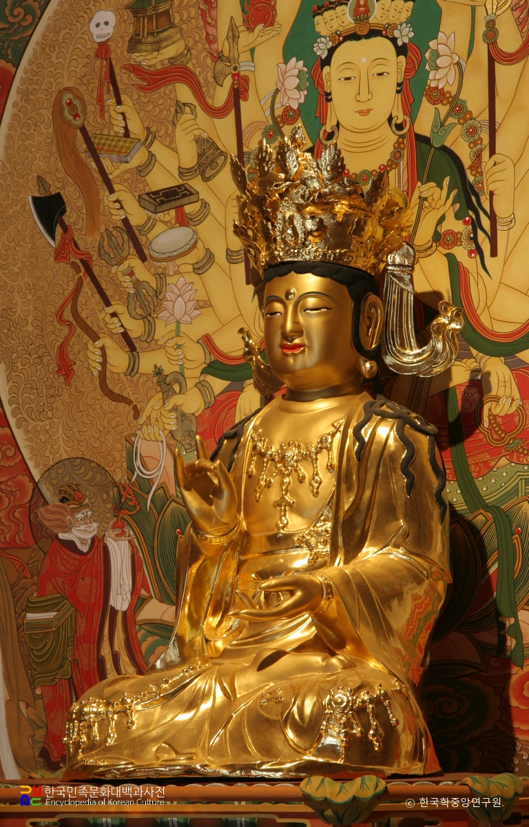 양평 용문사 금동관음보살좌상