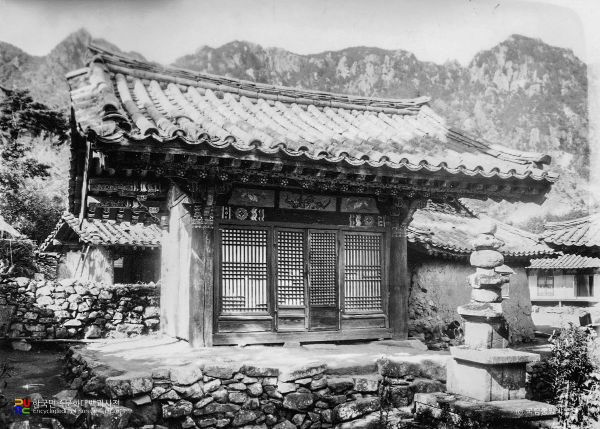 창녕 관룡사 약사전 정면 전경