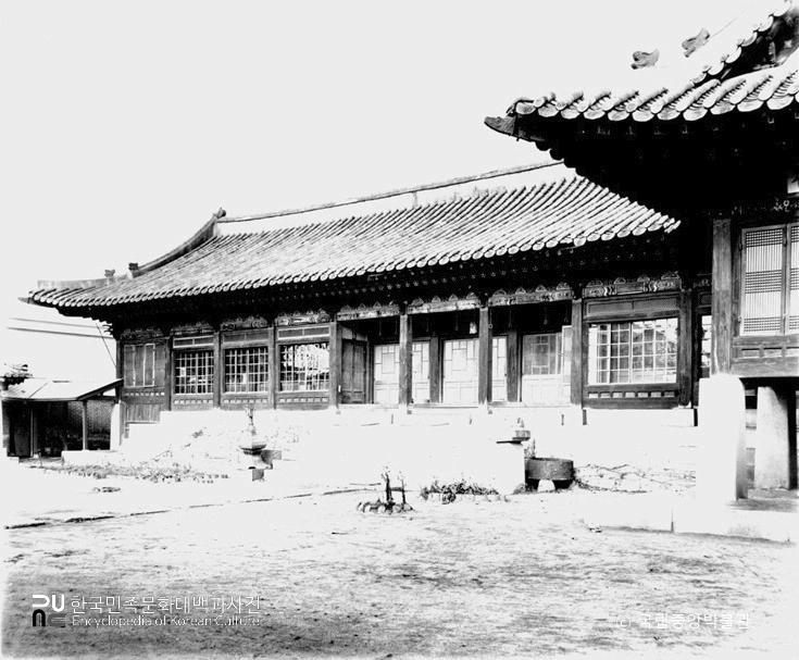 서울 경복궁 자경전 정측면