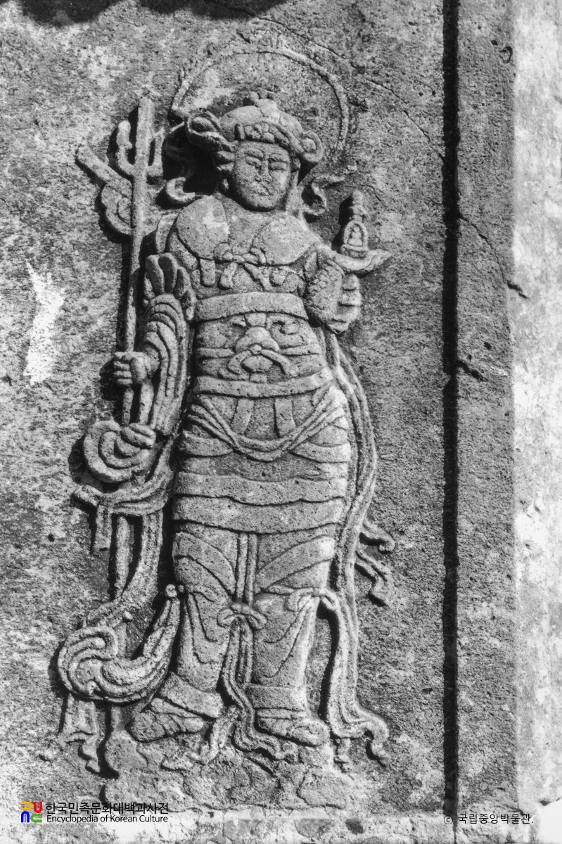 장흥 보림사 보조선사탑 탑신석