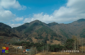 조령산