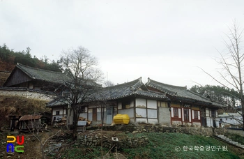 예산향교 전경