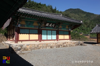 창녕 영산향교 중 대성전 좌측면