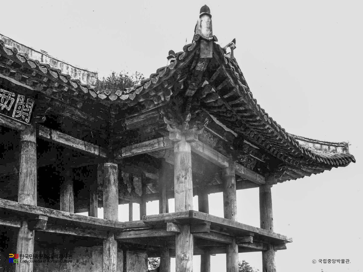 안주 백상루 동익랑 남쪽 외면