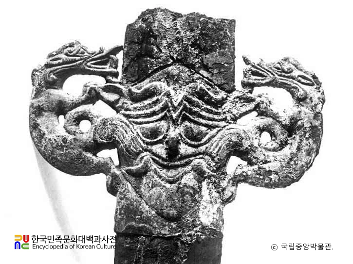 평안남도 대동군 석암동 9호분 동제 수형귀면 철창악