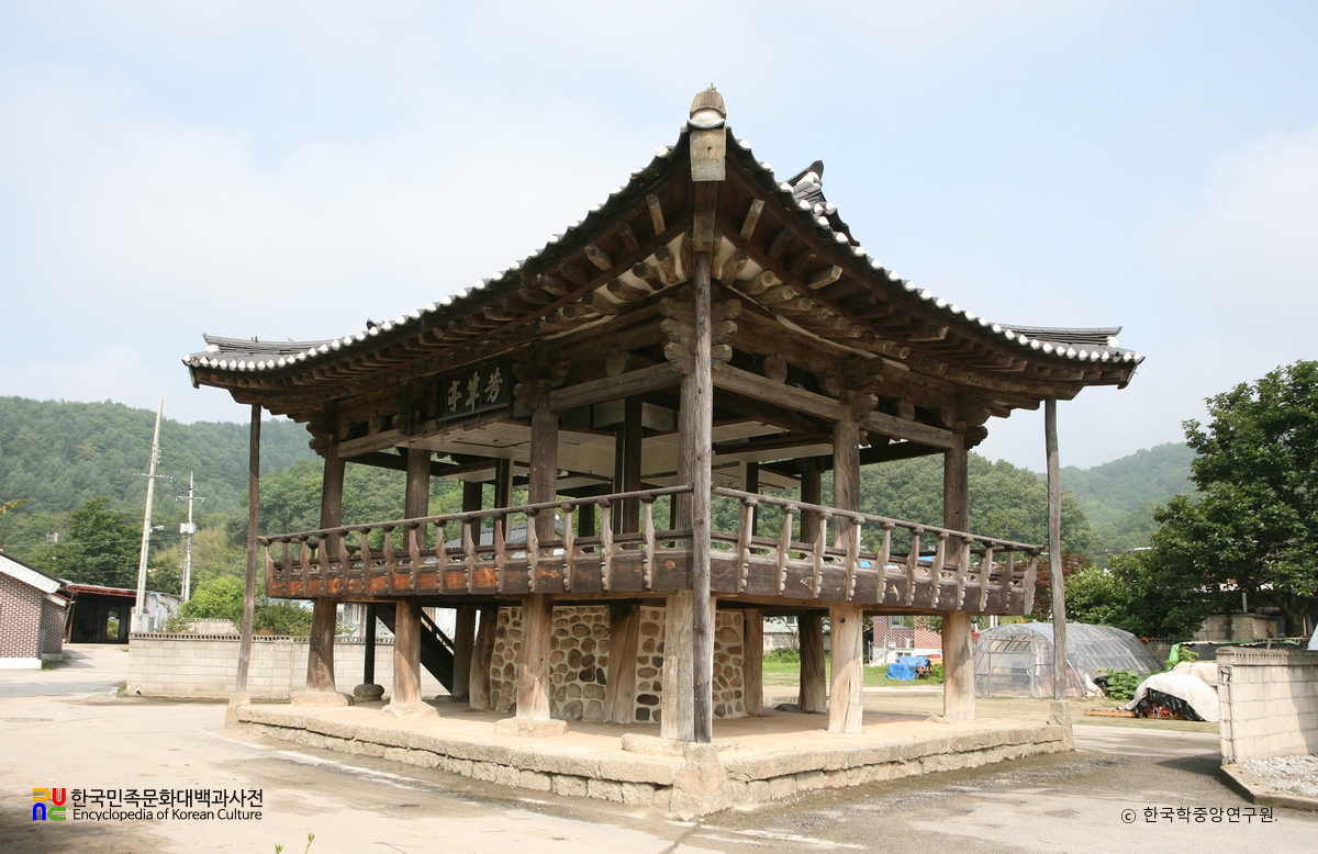 김천 방초정 정측면