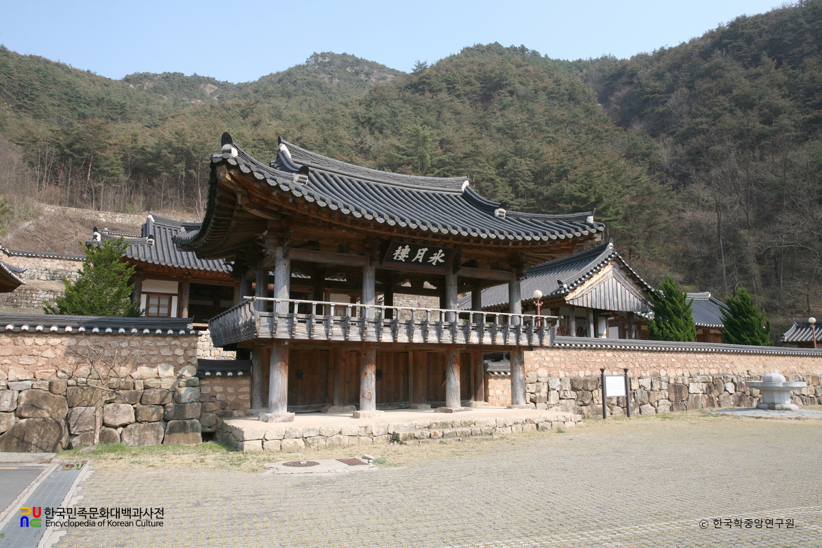 의성 빙계서원 빙월루 정측면