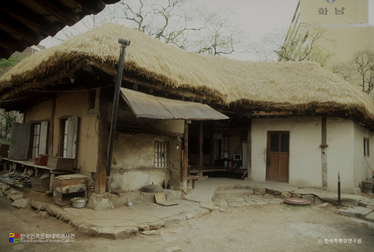 수원 광주이씨 고택