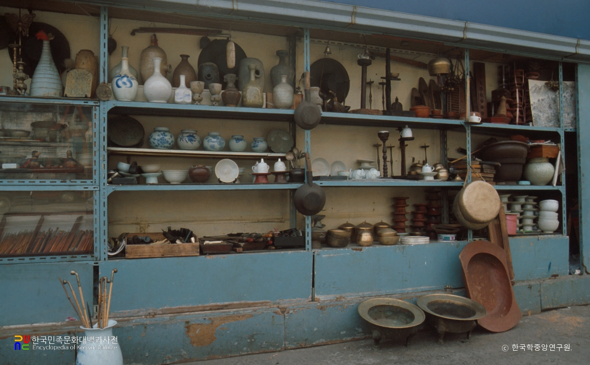 인사동 골동품상가