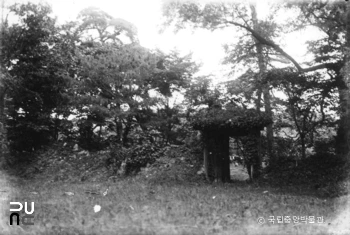 서울 경복궁 중 예성문 북측 소문 전경