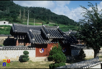 추본사. 명곡사