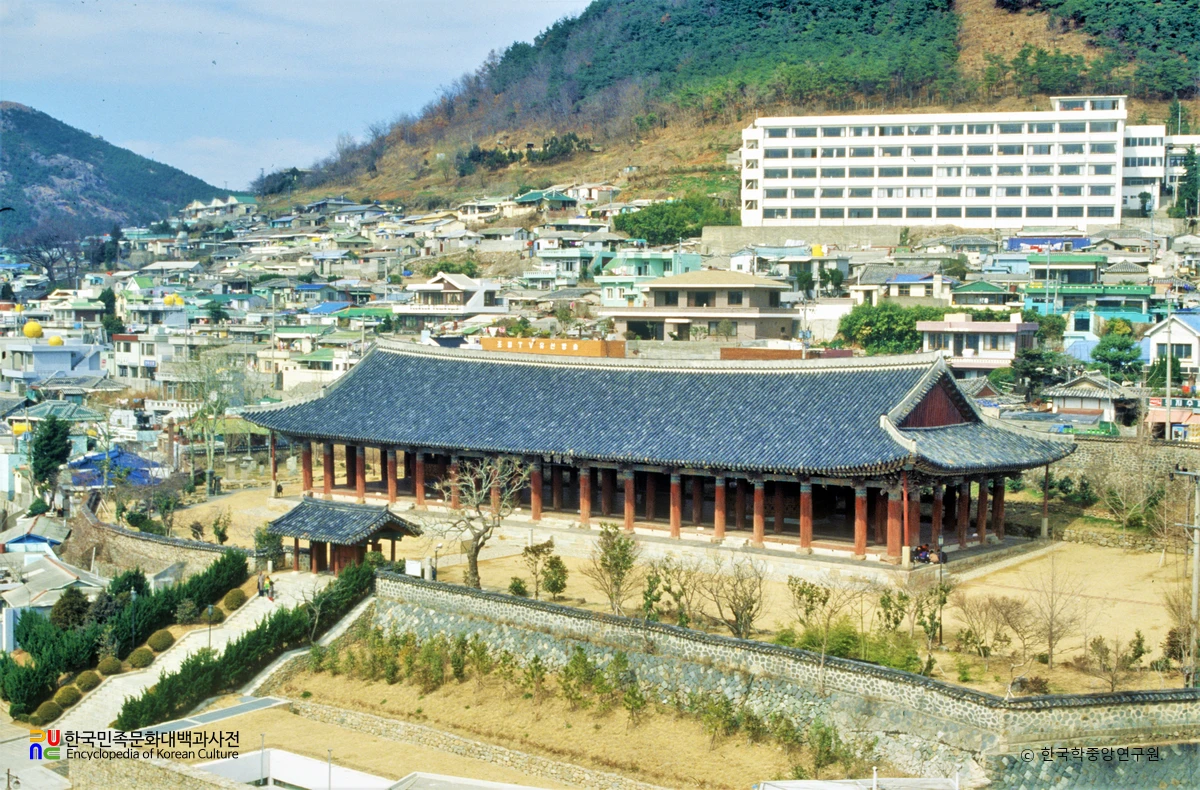 여수 진남관