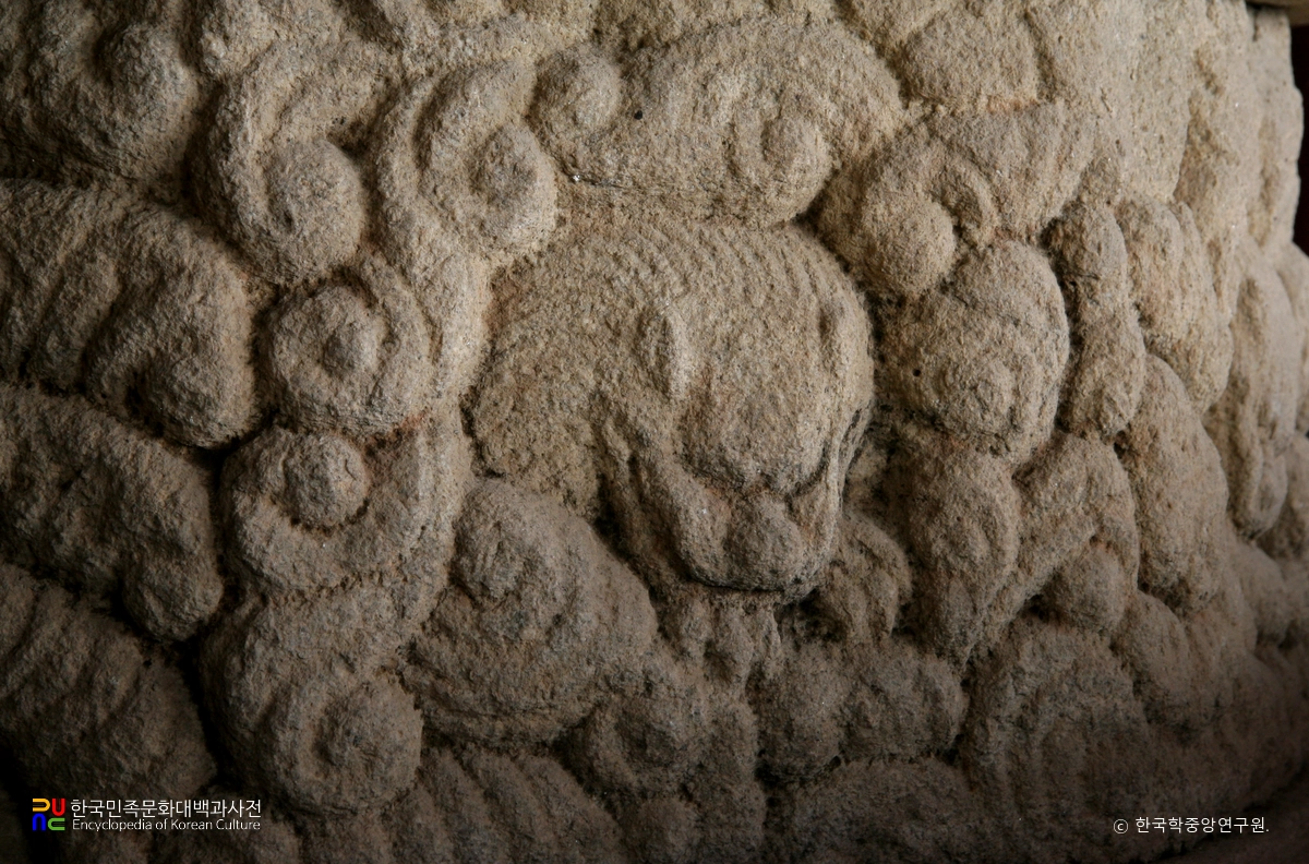 괴산 각연사 석조비로자나불좌상