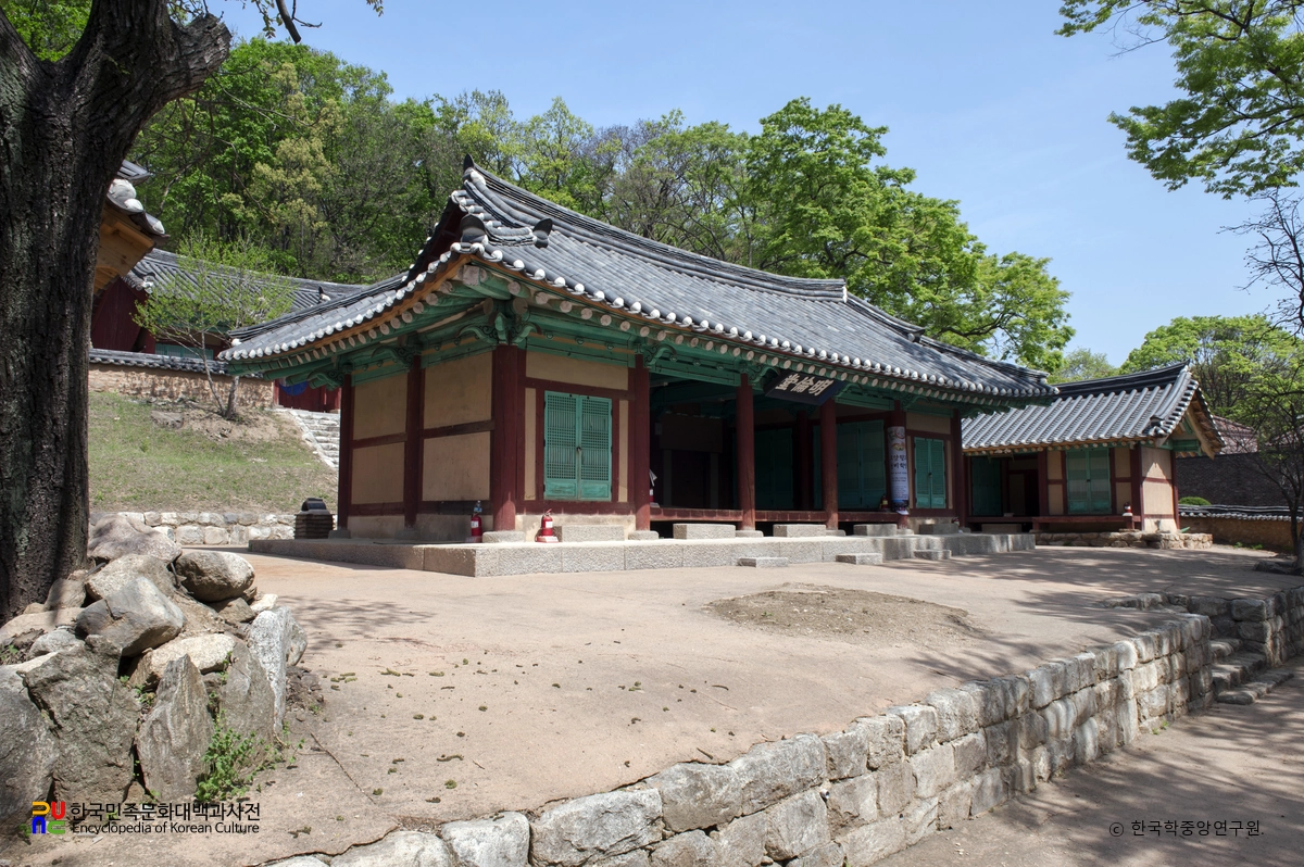 고양향교 중 명륜당 정측면