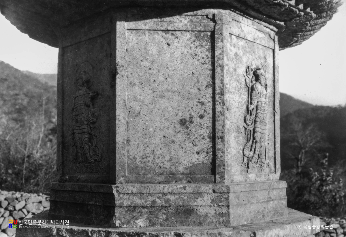 장흥 보림사 보조선사탑 탑신석