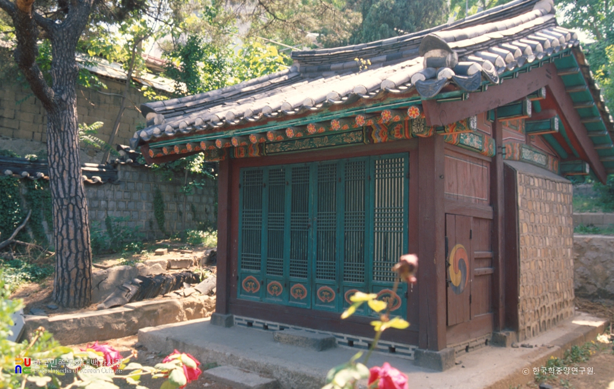 서울 관성묘 정측면