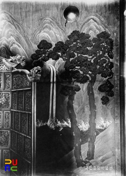 서울 종로 경복궁 근정전 어좌 뒷면