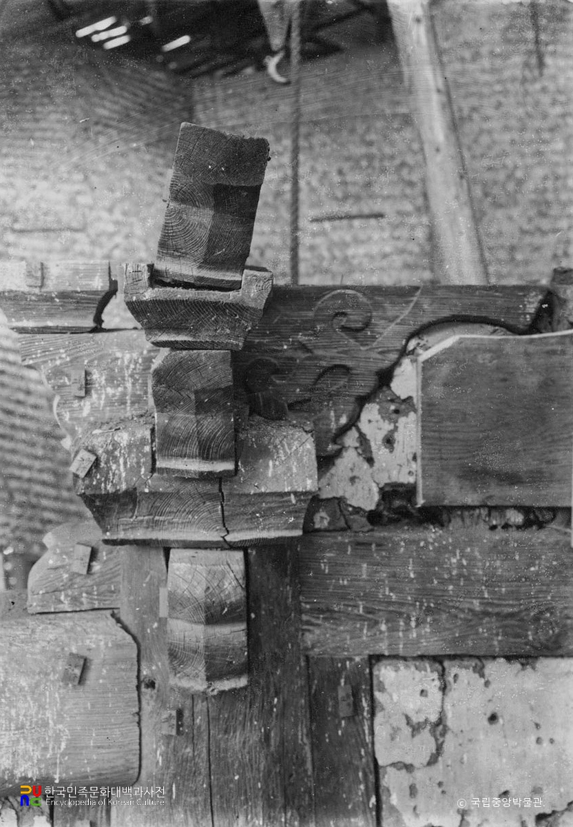 황주 성불사 응진전 주두