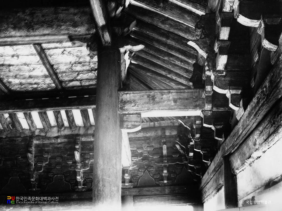 평양 숭인전 천장