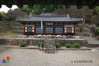의령향교 중 명륜당 정면
