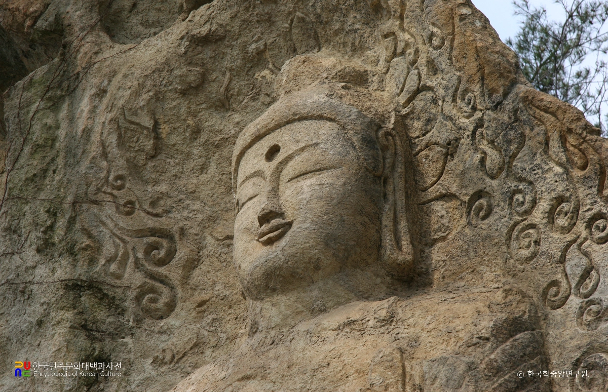 경주 골굴암 마애여래좌상