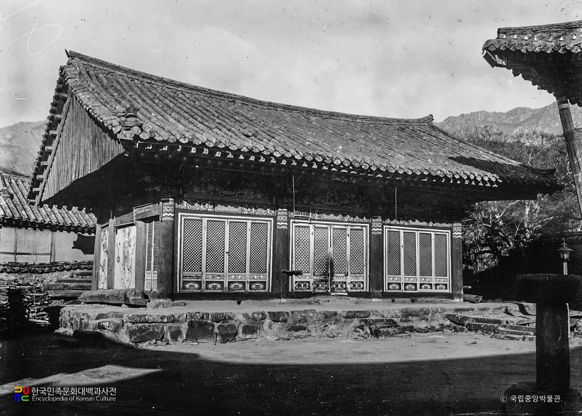 양산 통도사 응진전 정측면