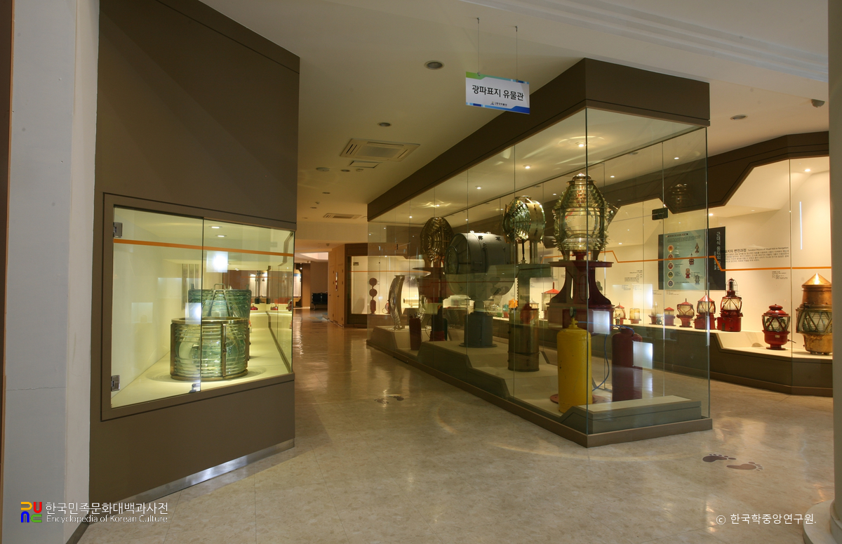 국립등대박물관 1층 전시실