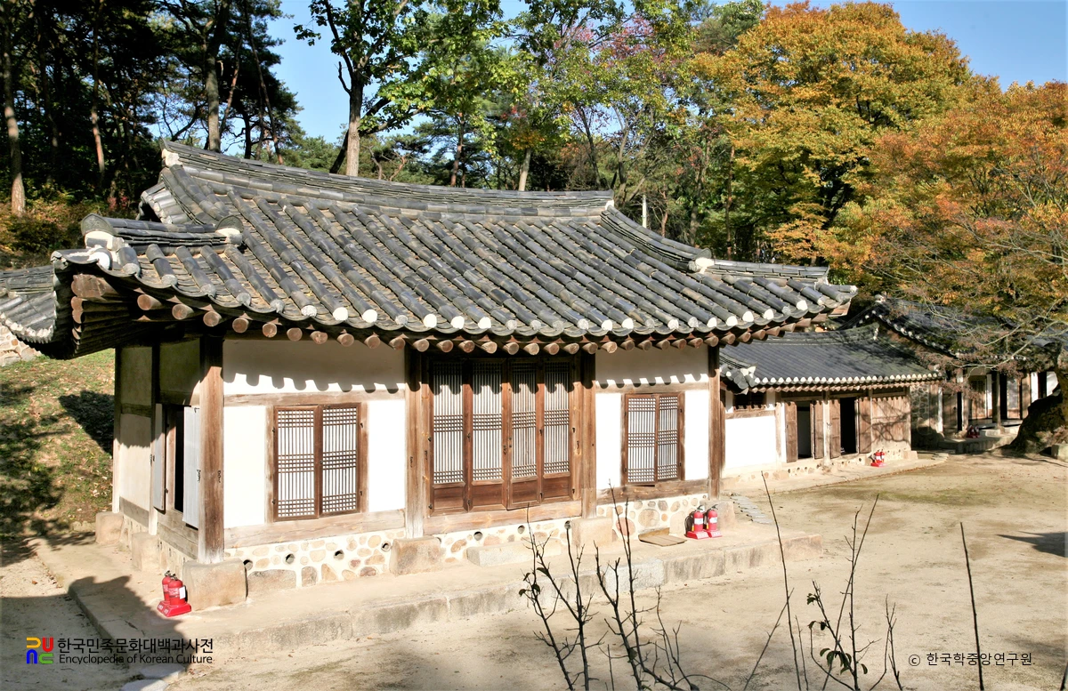 여주 조선 효종과 인선왕후 영릉 재실 안향청 정측면