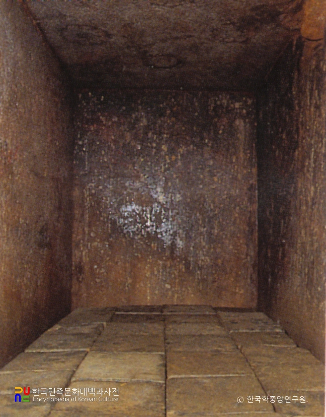 부여 능산리 고분군 현실