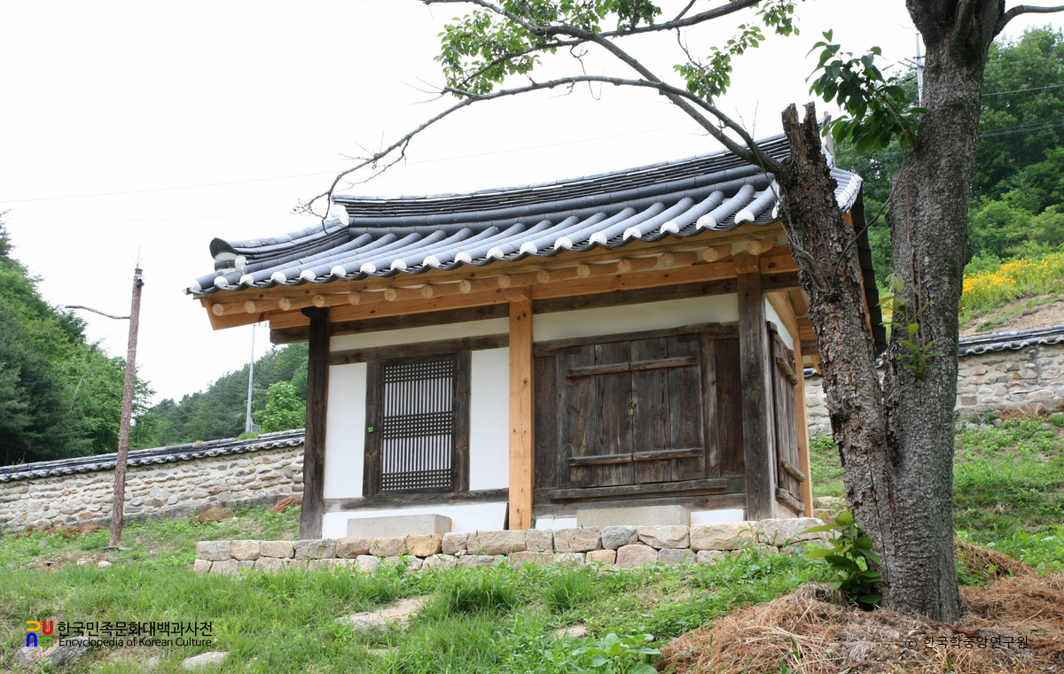 안동 예안향교 전사청 정면