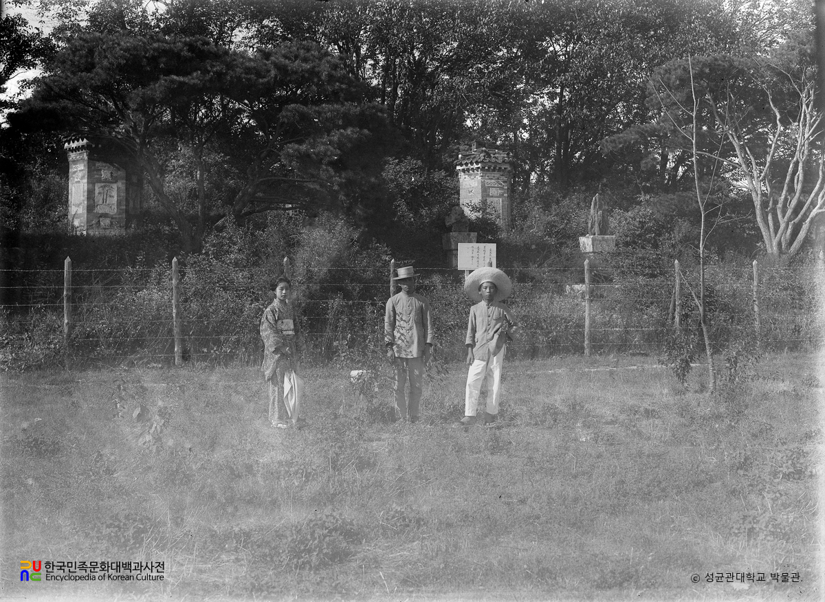 경복궁 아미산 굴뚝