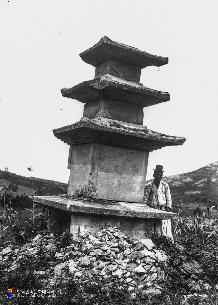 하남 동사지 삼층석탑