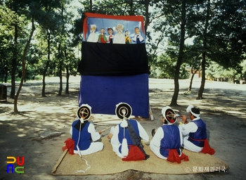 남사당놀이 꼭두각시놀음 꼭두각시와 풍물