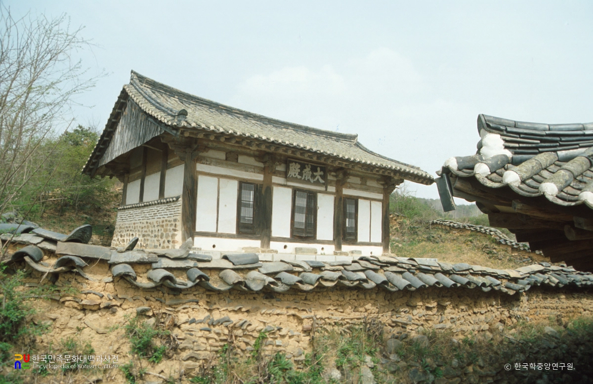 예천 용궁향교 대성전 전경