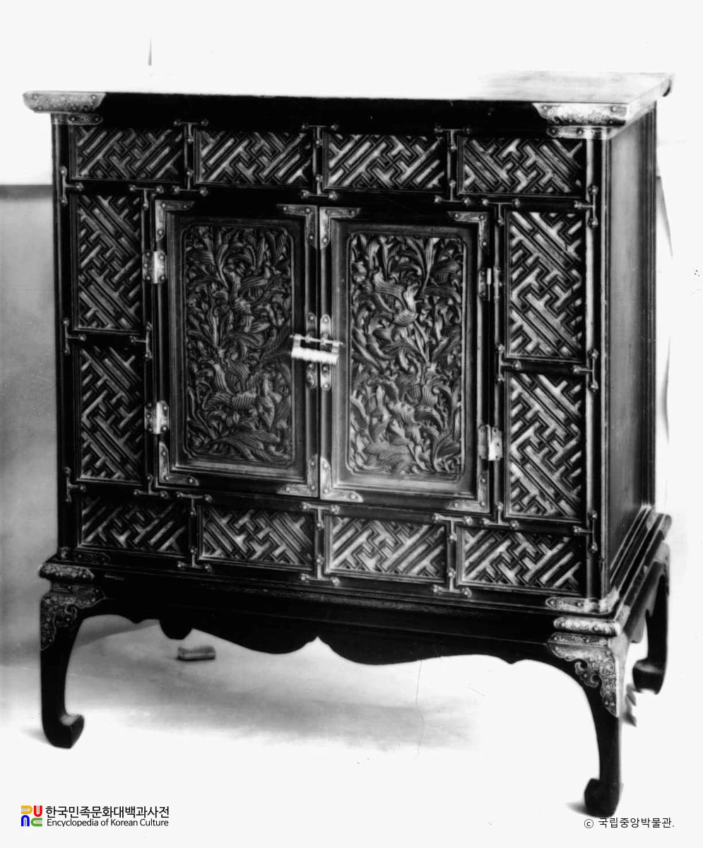 투조모란문머릿장