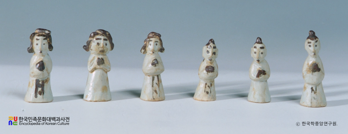 광산노씨 분묘 출토 명기류