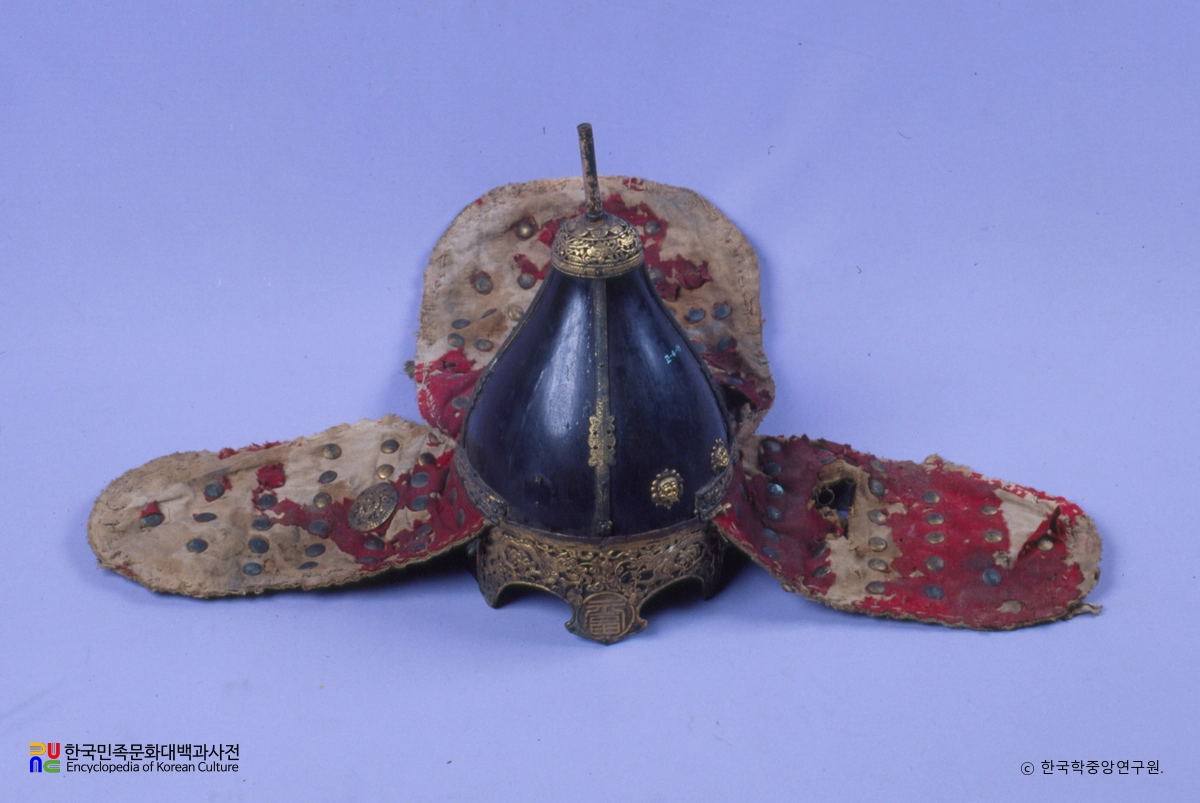 이봉상 장군 투구