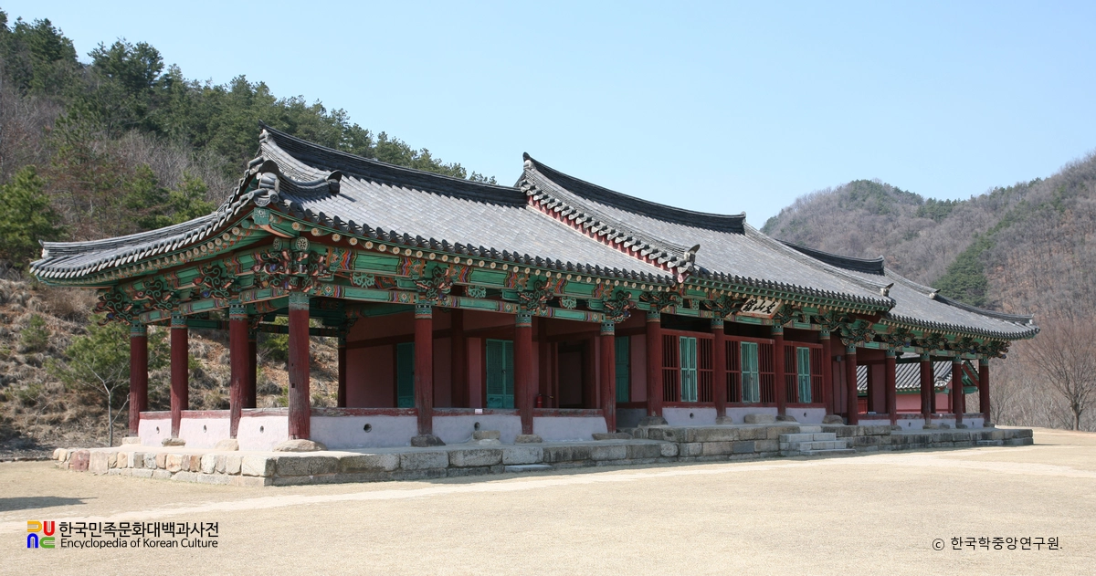 문산관