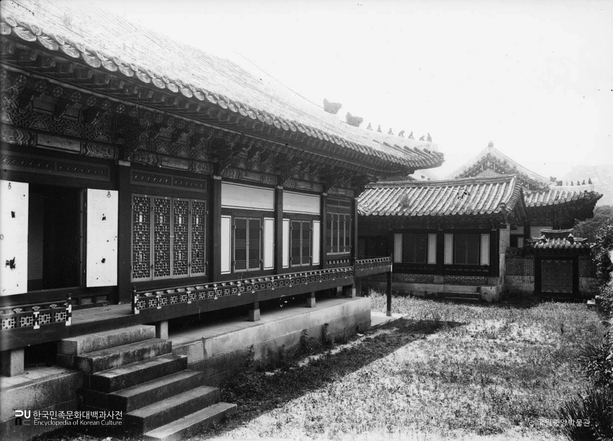 서울 경복궁 중 교태전 후면 서쪽 전경