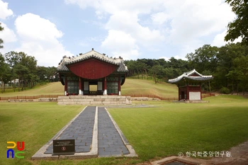서울 조선 고종 후비 순헌귀비엄씨 영휘원 정자각과 비각 정면