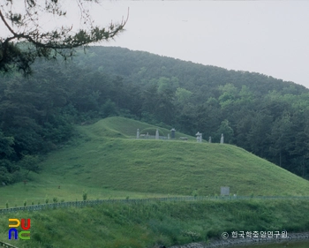 백천장 선생 묘