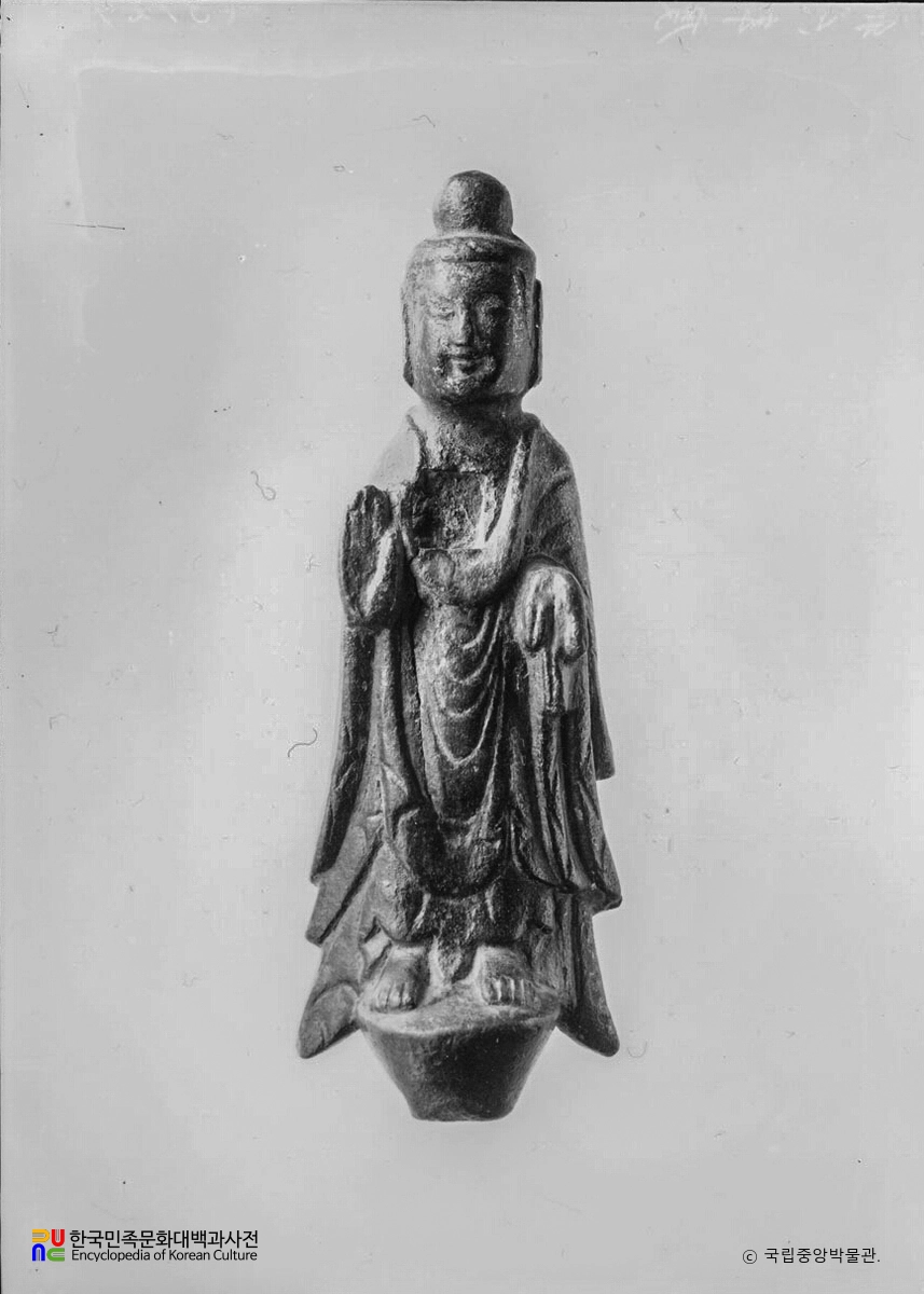 금동신묘명삼존불상 본존