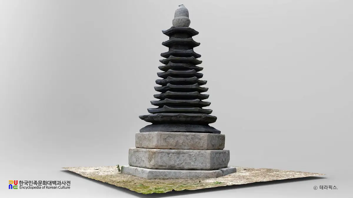 김제 금산사 육각다층석탑 후면