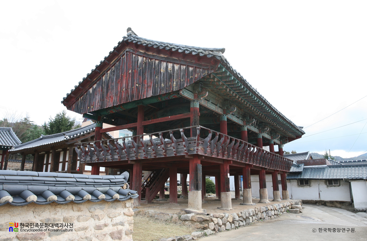 청송향교 청의루